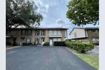 10682 Hazelhurst Drive #14, Houston, TX 77043 - Photo 1