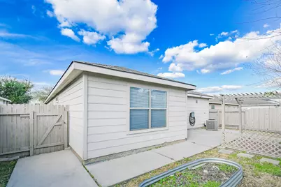 15639 Western Skies Drive, Houston, TX 77086 - Photo 33