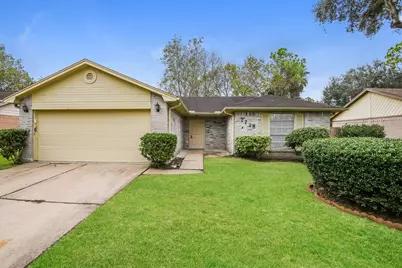 2718 N Brompton Drive, Pearland, TX 77584 - Photo 1