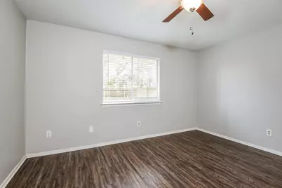 2718 N Brompton Drive, Pearland, TX 77584 - Photo 7
