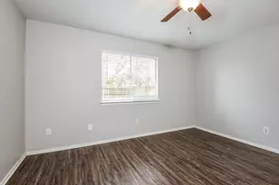 2718 N Brompton Dr, Pearland, TX 77584 - Photo 7
