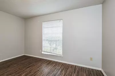 2718 N Brompton Drive, Pearland, TX 77584 - Photo 9
