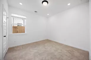 8326 Amethyst Valley Ln, Angleton, TX 77515 - Photo 17