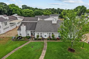 59 Hideaway Dr, Friendswood, TX 77546 - Photo 1