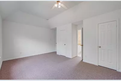 5425 Loch Lomond Drive, Houston, TX 77096 - Photo 25