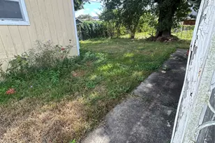 2402 Reinerman St, Houston, TX 77007 - Photo 5