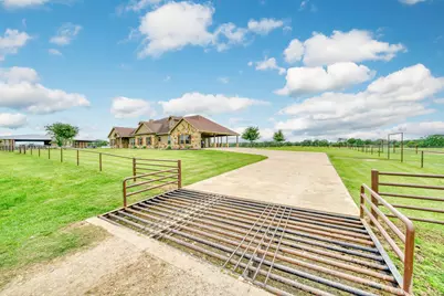 2792 County Road 145, Bedias, TX 77831 - Photo 5