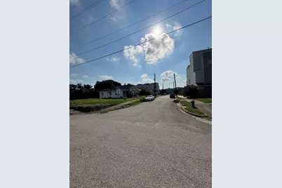 3317 Pease Street, Houston, TX 77003 - Photo 11