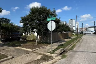 3317 Pease St, Houston, TX 77003 - Photo 9