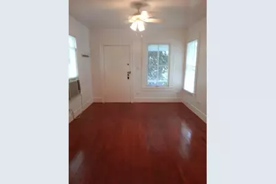 2924 Ave P 1/2 #1, Galveston, TX 77550 - Photo 7