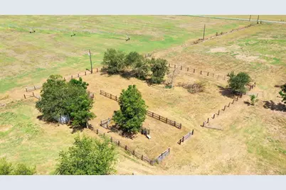 12068 Dunns Fort Road, Hearne, TX 77859 - Photo 5