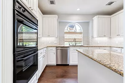 7707 Stone Arbor Drive, Sugar Land, TX 77479 - Photo 11