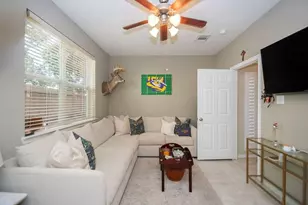 2127 Stacy Glen, Houston, TX 77008 - Photo 3