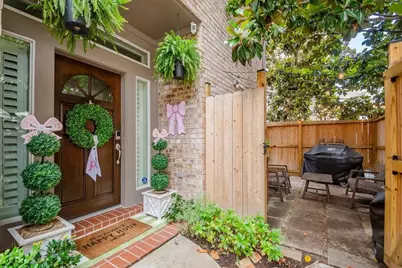 2127 Stacy Glen, Houston, TX 77008 - Photo 1
