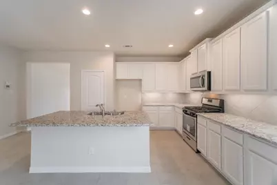30014 Twisting Springs Drive, Fulshear, TX 77423 - Photo 13