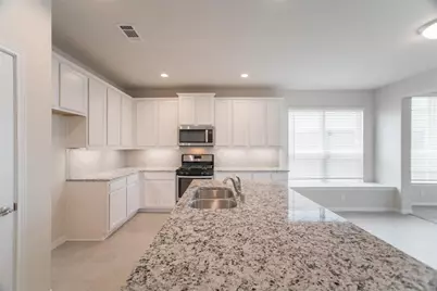 30014 Twisting Springs Drive, Fulshear, TX 77423 - Photo 11