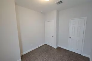 8235 Locksley Rd, Houston, TX 77078 - Photo 9