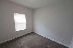 8235 Locksley Rd, Houston, TX 77078 - Photo 13