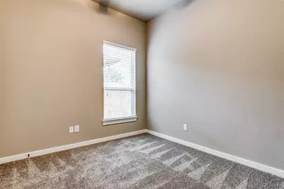 122 Wickersham #B, Conroe, TX 77304 - Photo 13