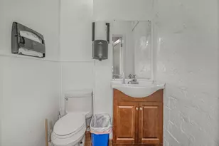 905 43rd St, Galveston, TX 77550 - Photo 17