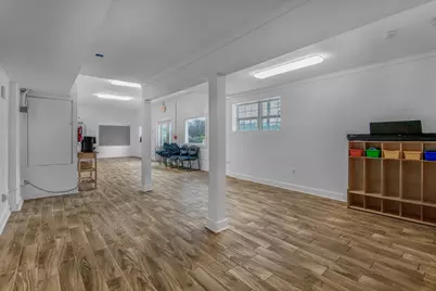 905 43rd Street, Galveston, TX 77550 - Photo 9