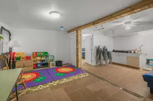 905 43rd St, Galveston, TX 77550 - Photo 11