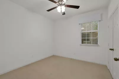 67 E Sterling Pond Circle, The Woodlands, TX 77382 - Photo 21