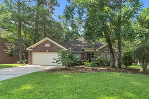 67 E Sterling Pond Cir, The Woodlands, TX 77382 - Photo 1