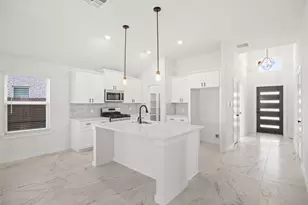 6219 Royal Palm Dr, Manvel, TX 77578 - Photo 9