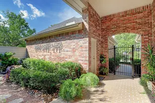 4510 Cypress Pond Ct, Houston, TX 77059 - Photo 5
