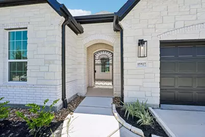 15927 Iris Meadow Drive, Conroe, TX 77302 - Photo 3