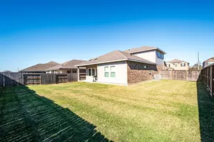 8603 Treetop Hts Dr, Baytown, TX 77523 - Photo 33