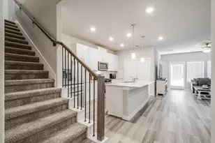 8603 Treetop Hts Dr, Baytown, TX 77523 - Photo 7