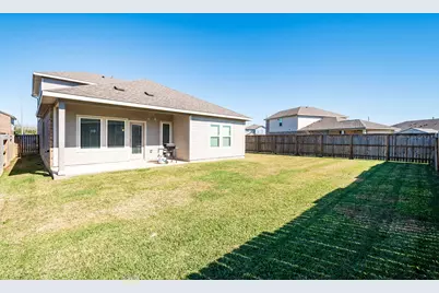 8603 Treetop Heights Drive, Baytown, TX 77523 - Photo 31