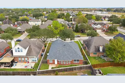 6706 Paigetree Lane, Pearland, TX 77584 - Photo 15