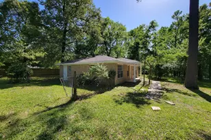 6 Sowell Ln, Huntsville, TX 77320 - Photo 33