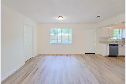 6 Sowell Lane, Huntsville, TX 77320 - Photo 3