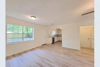 6 Sowell Lane, Huntsville, TX 77320 - Photo 5