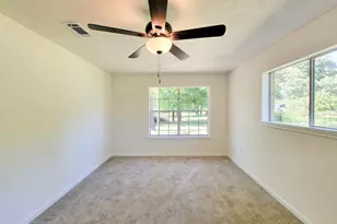 6 Sowell Ln, Huntsville, TX 77320 - Photo 15