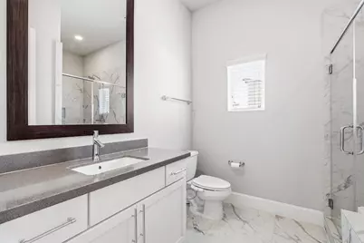 9614 Riddlewood Lane, Houston, TX 77025 - Photo 15