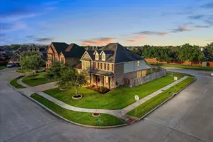 2246 Oakleaf Trail Ln, League City, TX 77573 - Photo 45
