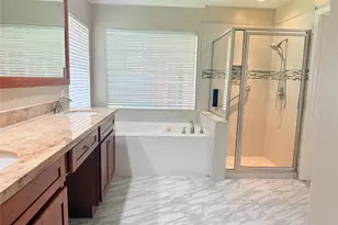 5010 Rebel Ridge Dr, Sugar Land, TX 77478 - Photo 11