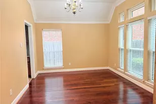 5010 Rebel Ridge Dr, Sugar Land, TX 77478 - Photo 9