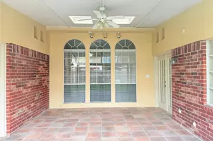 5010 Rebel Ridge Dr, Sugar Land, TX 77478 - Photo 19