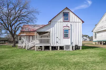 4391 Tx-237, Round Top, TX 78954 - Photo 5