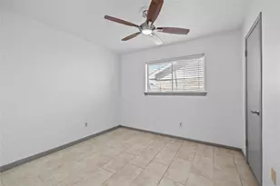 13834 Oakwood Ln, Sugar Land, TX 77498 - Photo 23