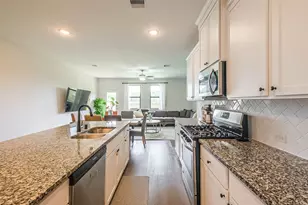 27915 Western Crk Ct, Katy, TX 77494 - Photo 3