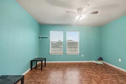 2932 Shady Creek Lane, Freeport, TX 77541 - Photo 15
