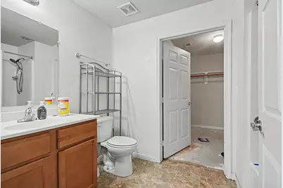 2932 Shady Creek Lane, Freeport, TX 77541 - Photo 17