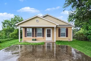 2932 Shady Creek Ln, Freeport, TX 77541 - Photo 3
